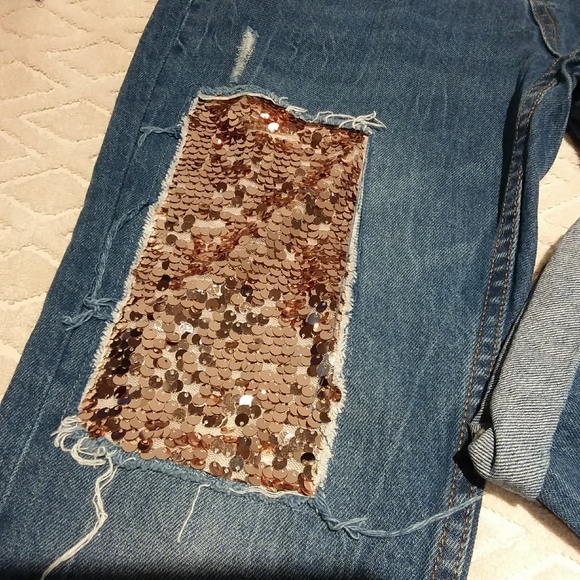 Mango sequinned distressed boyfriend jeans - Picture 2 of 10